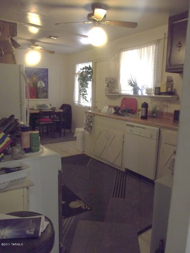 Front Unit Kitchen
