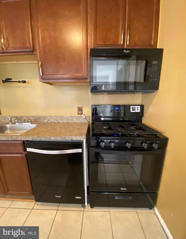 3722 Bel Pre Rd unit 5, Silver Spring, MD 20906 - photo 2