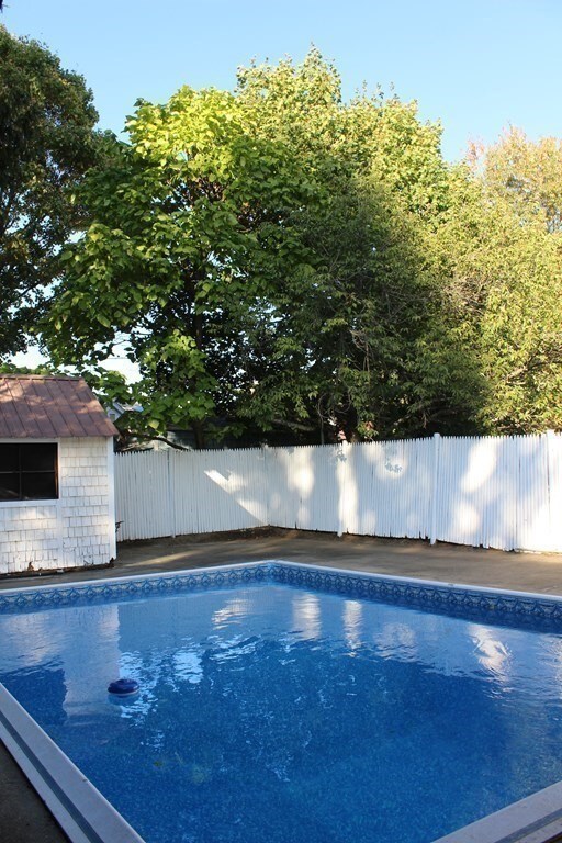 14 Jerome St, Southbridge, MA 01550 - photo 7