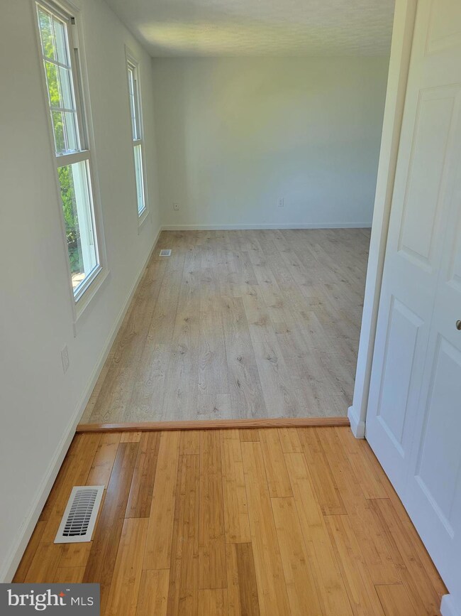 20 Class Ct, Parkville, MD 21234 - photo 6