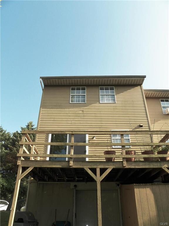 31 Armour Ct, Allentown, PA 18103 - photo 2