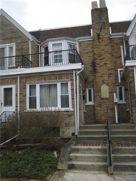 2024 W Washington St, Allentown, PA 18104 - photo 3