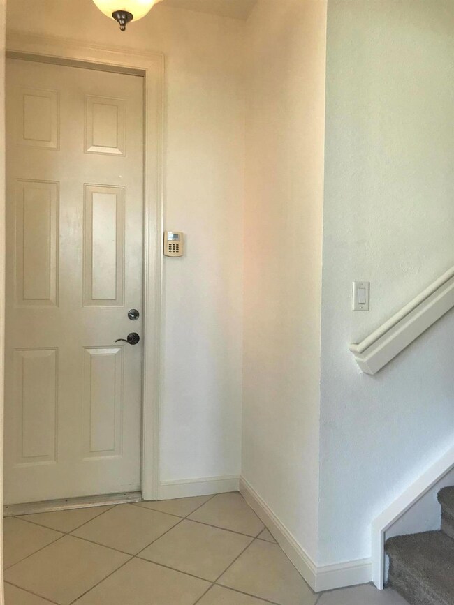 990 Millbrae Ct unit 1, West Palm Beach, FL 33401 - photo 4