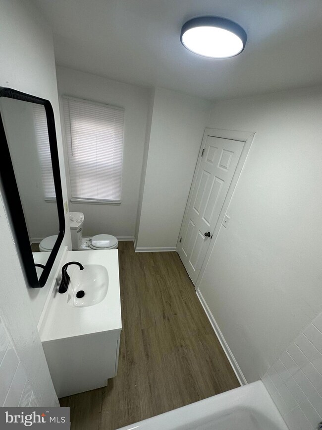 522 Trenton Ave, Camden, NJ 08103 - photo 7