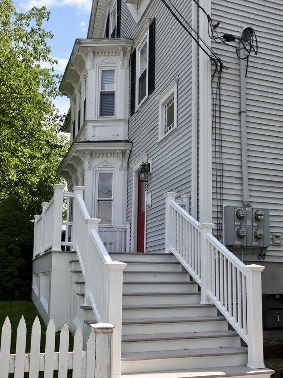 125 Berkley St unit A, Taunton, MA 02780 - photo 3