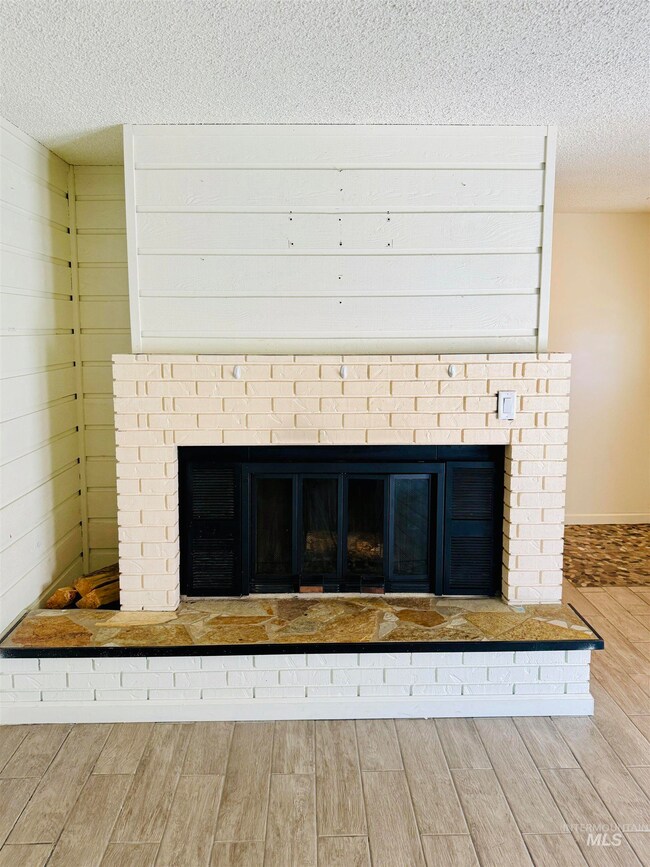2595 N 3rd E, Mountain Home, ID 83647 - photo 6