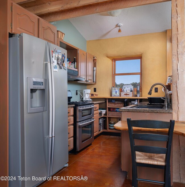 03 Kitchen