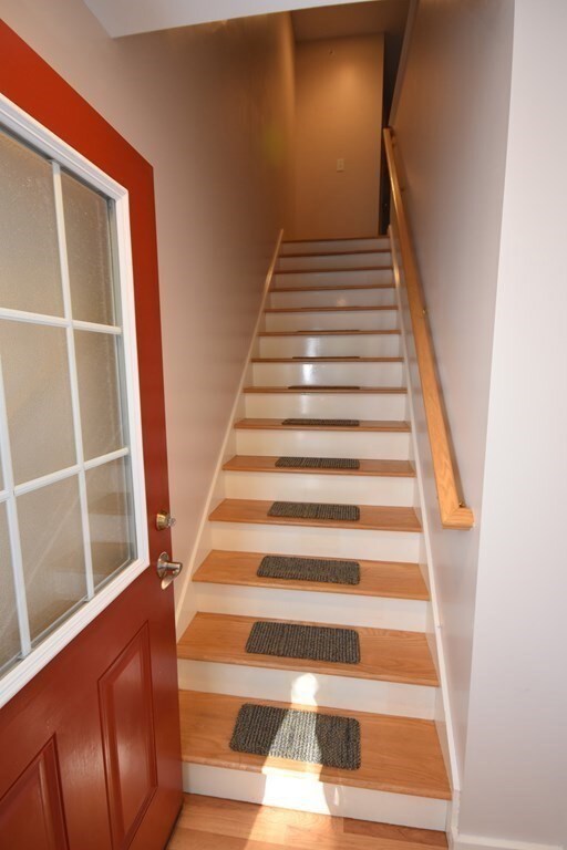 13 High St, Amherst, MA 01002 - photo 5