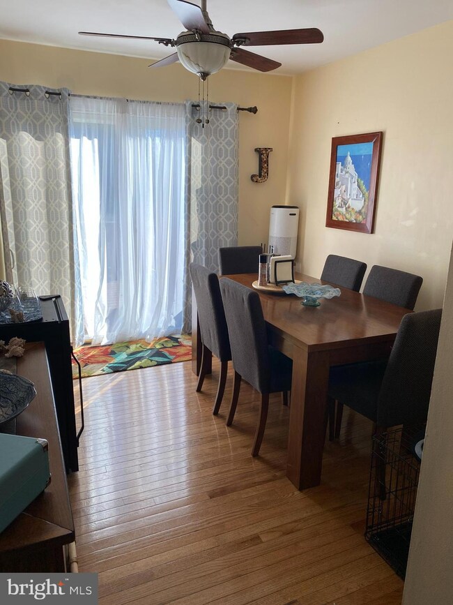 16969 Point Pleasant Ln, Dumfries, VA 22026 - photo 6