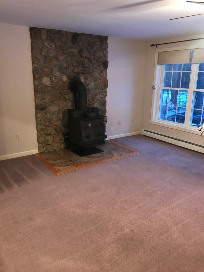 72 Robert Rogers Rd, Dunbarton, NH 03046 - photo 6