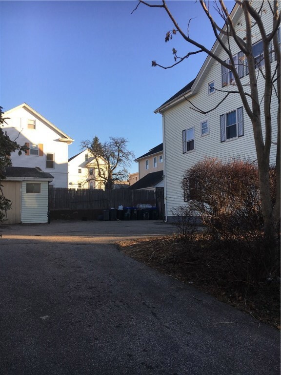 11 Leah St, Providence, RI 02908 - photo 3