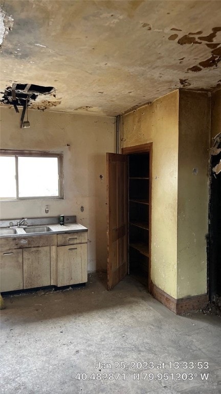 5404 Natrona Way, Pittsburgh, PA 15201 - photo 5