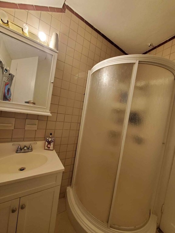 89 Shute St unit 2, Everett, MA 02149 - photo 6