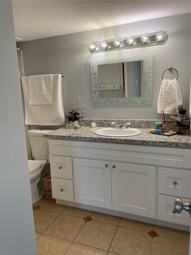 Spacious bathroom.