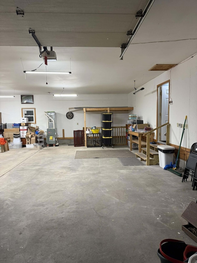 10541 Wilkins Run Rd NE, Newark, OH 43055 - photo 3