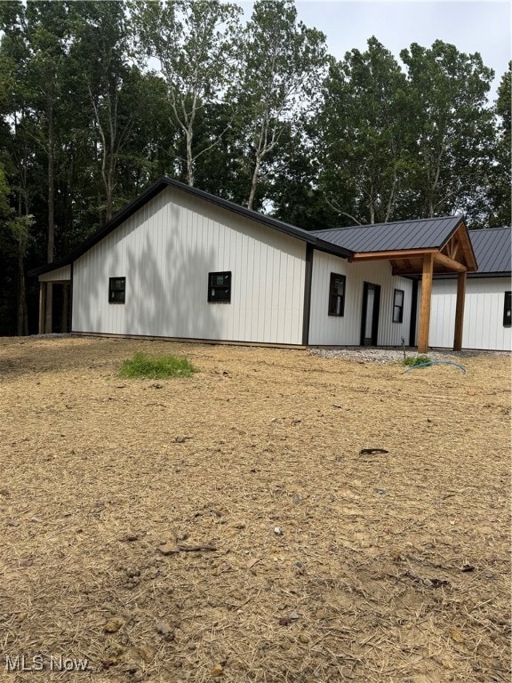 9945 Wesley Chapel 47 Rd, Mount Perry, OH 43760 - photo 3