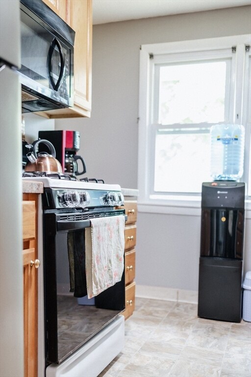 167 Deanna Rd, Brockton, MA 02302 - photo 6