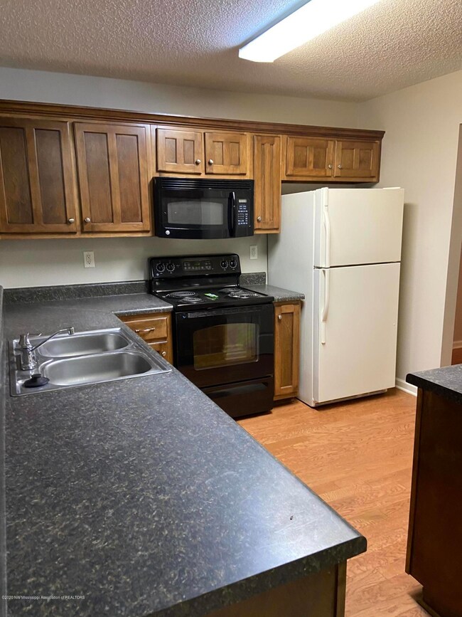 9836 Southern Oak Way, Olive Branch, MS 38654 - photo 3