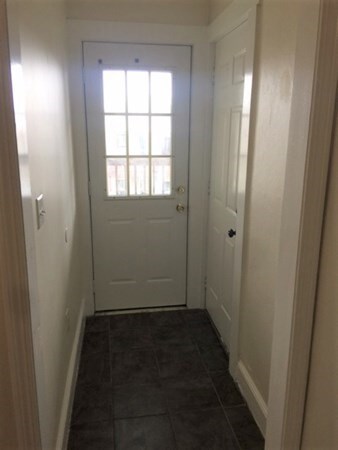 268 Washington Ave unit 16, Chelsea, MA 02150 - photo 3