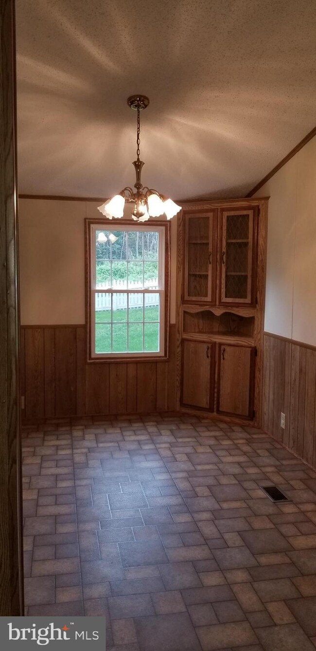 4302 Jacks Mill Rd, Chambersburg, PA 17202 - photo 2