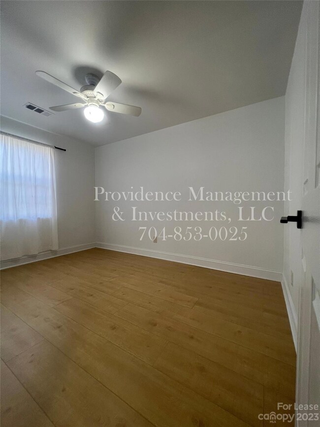 1051 Churchill Downs Ct unit G, Charlotte, NC 28211 - photo 6