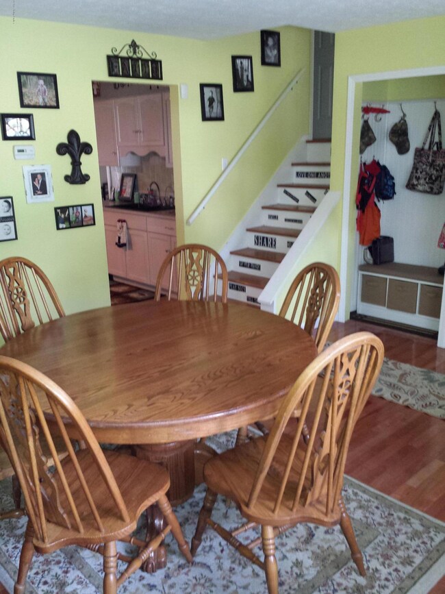 7214 Harborton Way, Louisville, KY 40228 - photo 2