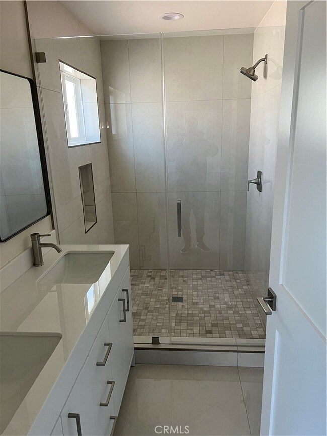 11251 Kewen Ave, San Fernando, CA 91340 - photo 7