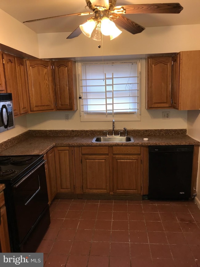 505 Nova Ave, Capitol Heights, MD 20743 - photo 4