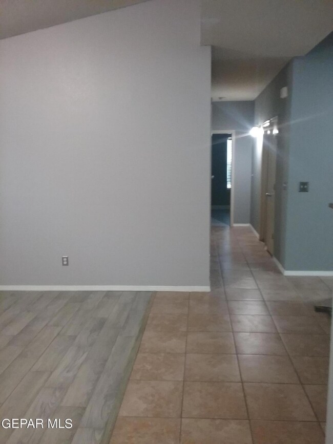 817 Desert Moon Dr, El Paso, TX 79928 - photo 6