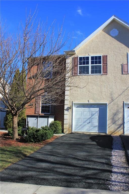 6876 Lincoln Dr, Macungie, PA 18062 - photo 2