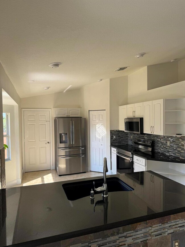 3770 SW Darwin Blvd, Port Saint Lucie, FL 34953 - photo 5