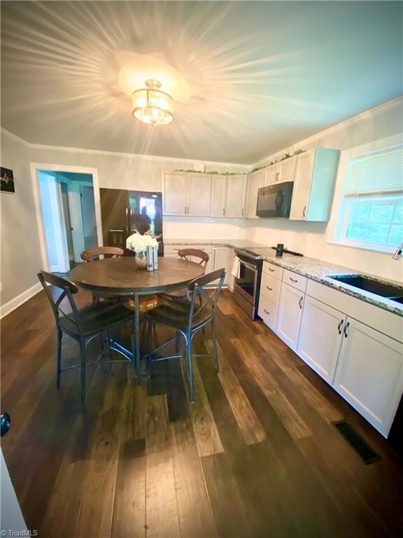 218 Mcknight St, Asheboro, NC 27203 - photo 5