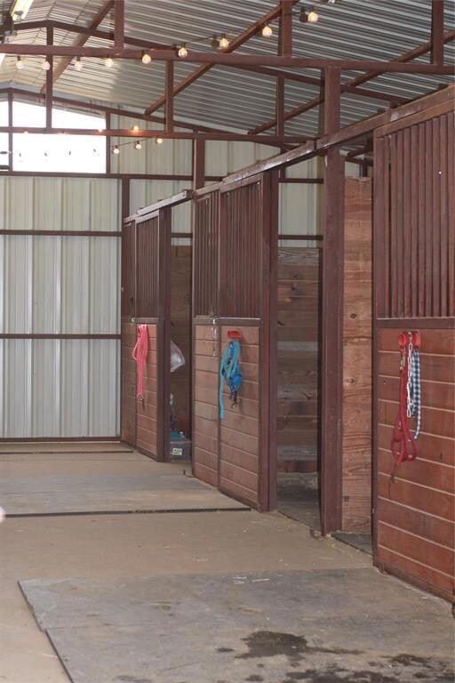 3809 Dunn Ct, Granbury, TX 76049 - photo 5