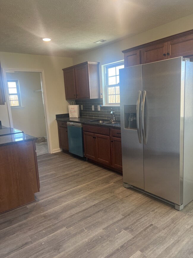 89 Timber Cir, Manchester, TN 37355 - photo 6