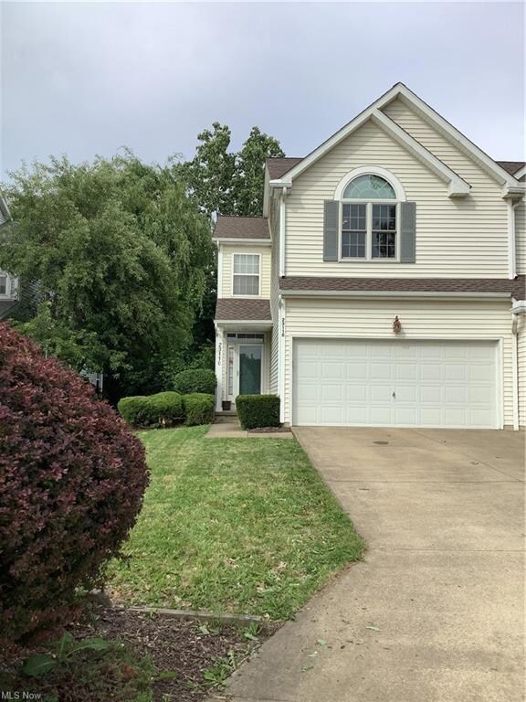 23110 Wainwright Terrace, Olmsted Falls, OH 44138 - photo 2