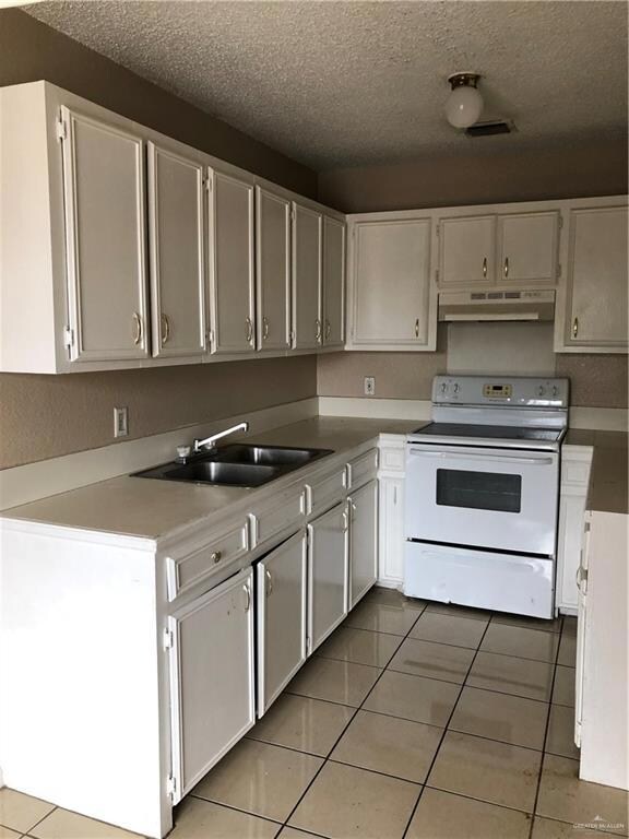 1000 W Caffery Ave unit A7, Pharr, TX 78577 - photo 7