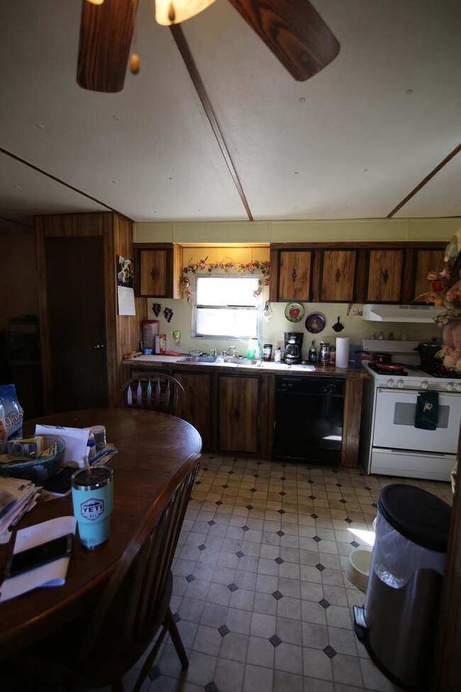 Country Home For Sale25