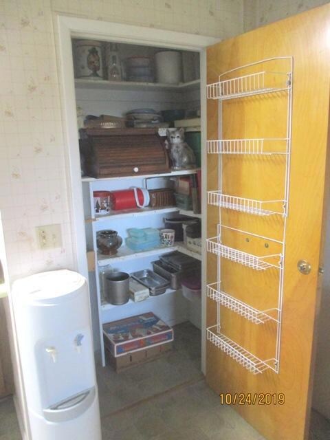 Kitchen Pantry
