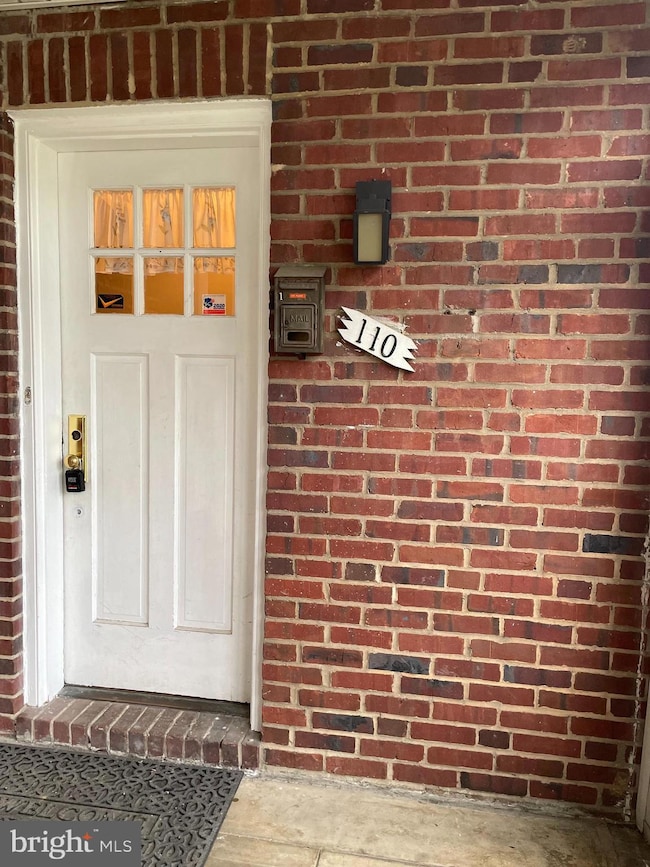 110 Cherrydell Rd unit 1, Catonsville, MD 21228 - photo 2