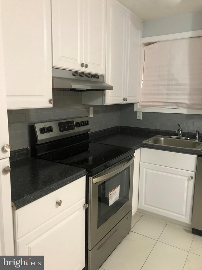 4609 Blaine St NE, Washington, DC 20019 - photo 4