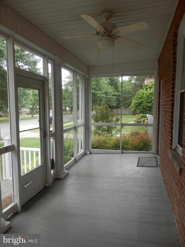 105 1st Ave SW, Glen Burnie, MD 21061 - photo 2