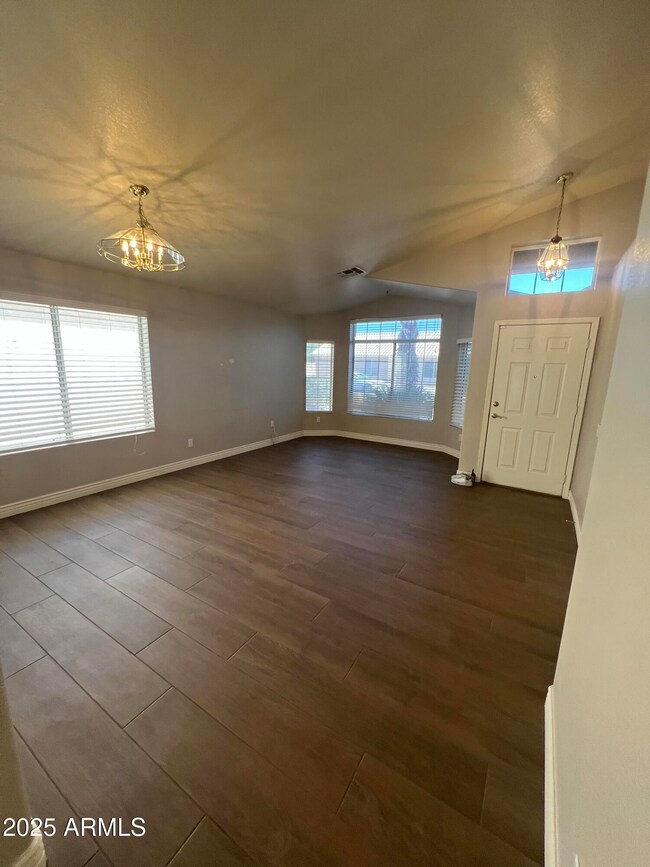 716 E Gary Dr, Chandler, AZ 85225 - photo 2