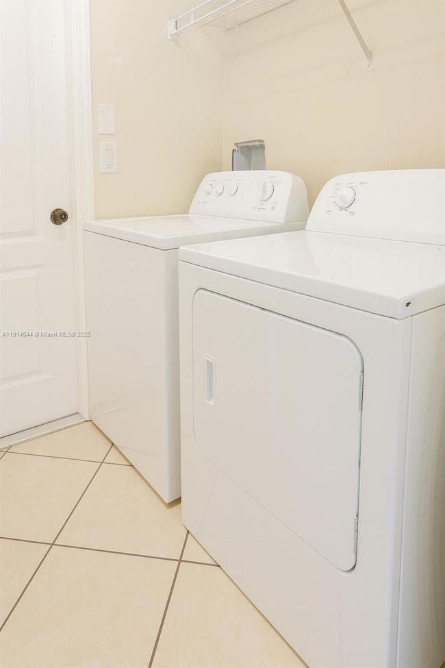 2037 NE 24th Terrace, Cape Coral, FL 33909 - photo 3