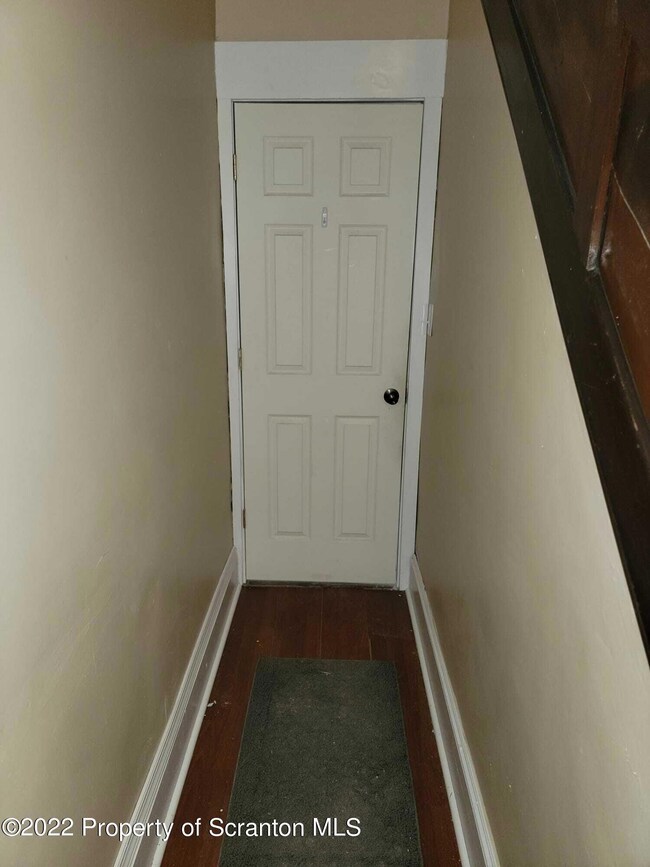 1149 W Locust St unit L26, Scranton, PA 18504 - photo 3