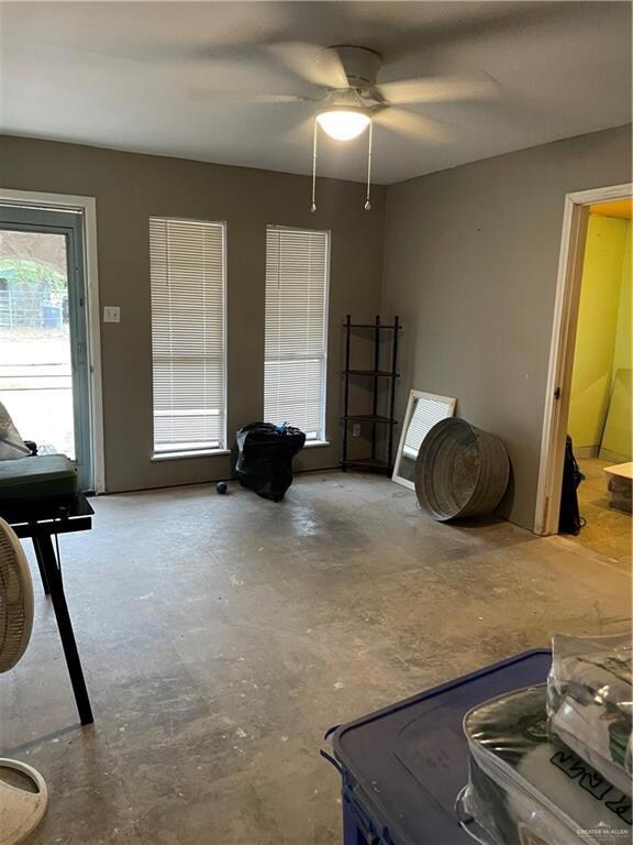 205 S 34th St, Edinburg, TX 78542 - photo 6