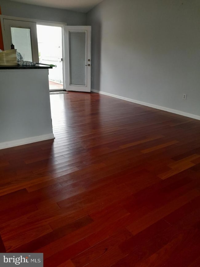 2039 Cross Trails Rd, Windsor Mill, MD 21244 - photo 4