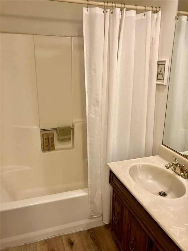 3548 Gladiola Dr unit A, Calabasas, CA 91302 - photo 3