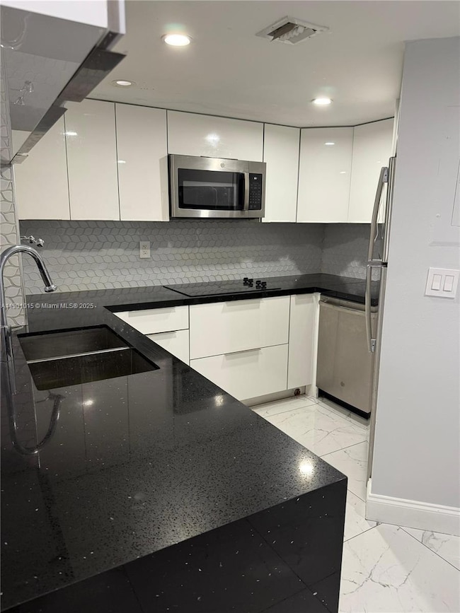 8365 SW 152nd Ave unit C-204, Miami, FL 33193 - photo 3