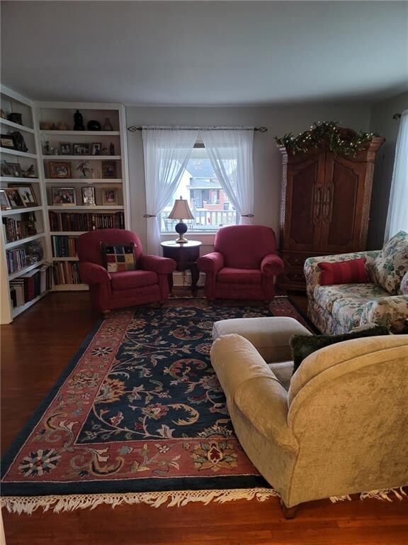 221 W Madison St, Tipton, IN 46072 - photo 5