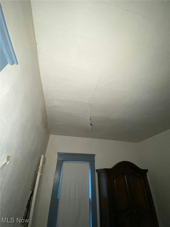 639 E 124th St, Cleveland, OH 44108 - photo 7